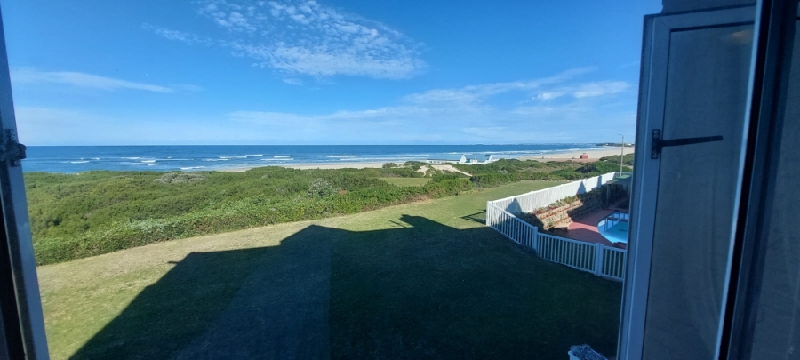 3 Bedroom Property for Sale in Aston Bay Eastern Cape